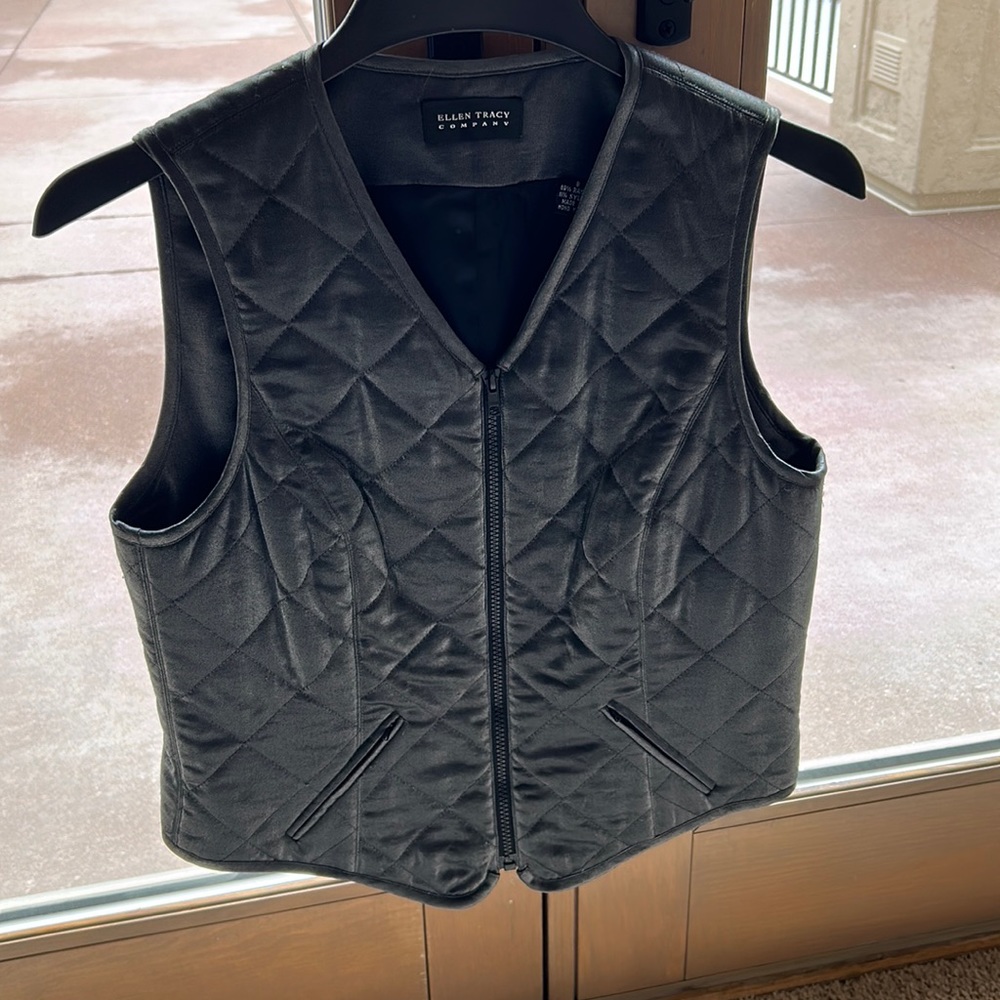 Silvery metallic soft vest